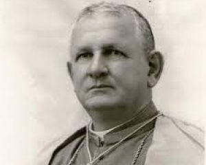 Dom Inocêncio Engelke, OFM (2° Bispo Diocesano 1935 a 1960)